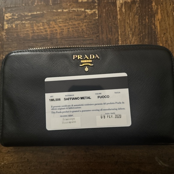AUTHENTIC Prada long wallet black leather with COA. - Picture 3 of 9